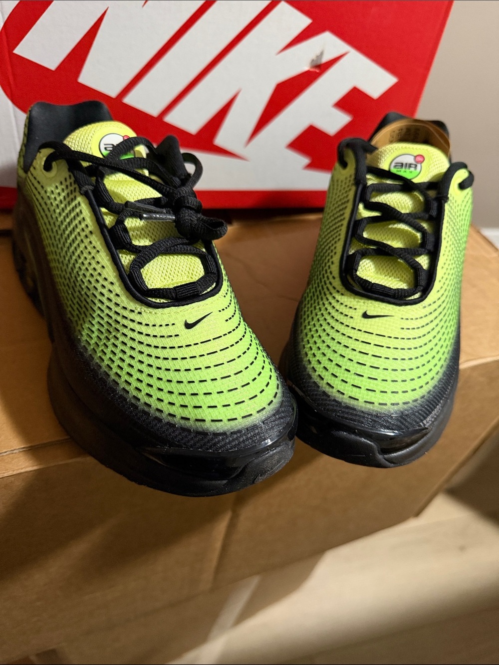 Nike Neon Green and Black Mesh Running Shoes